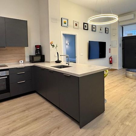 Luxury Suite Wifi Ac Servicios En La Puerta Madrid Eksteriør bilde